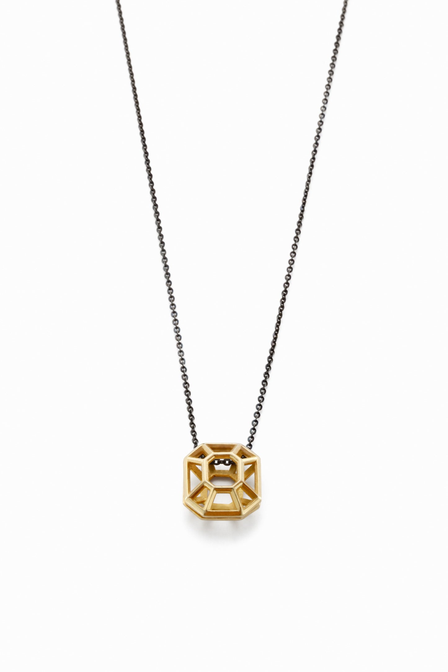Emerald | small goldplated silver pendant