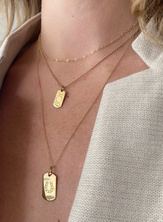 HORSESHOE | medium tag pendant