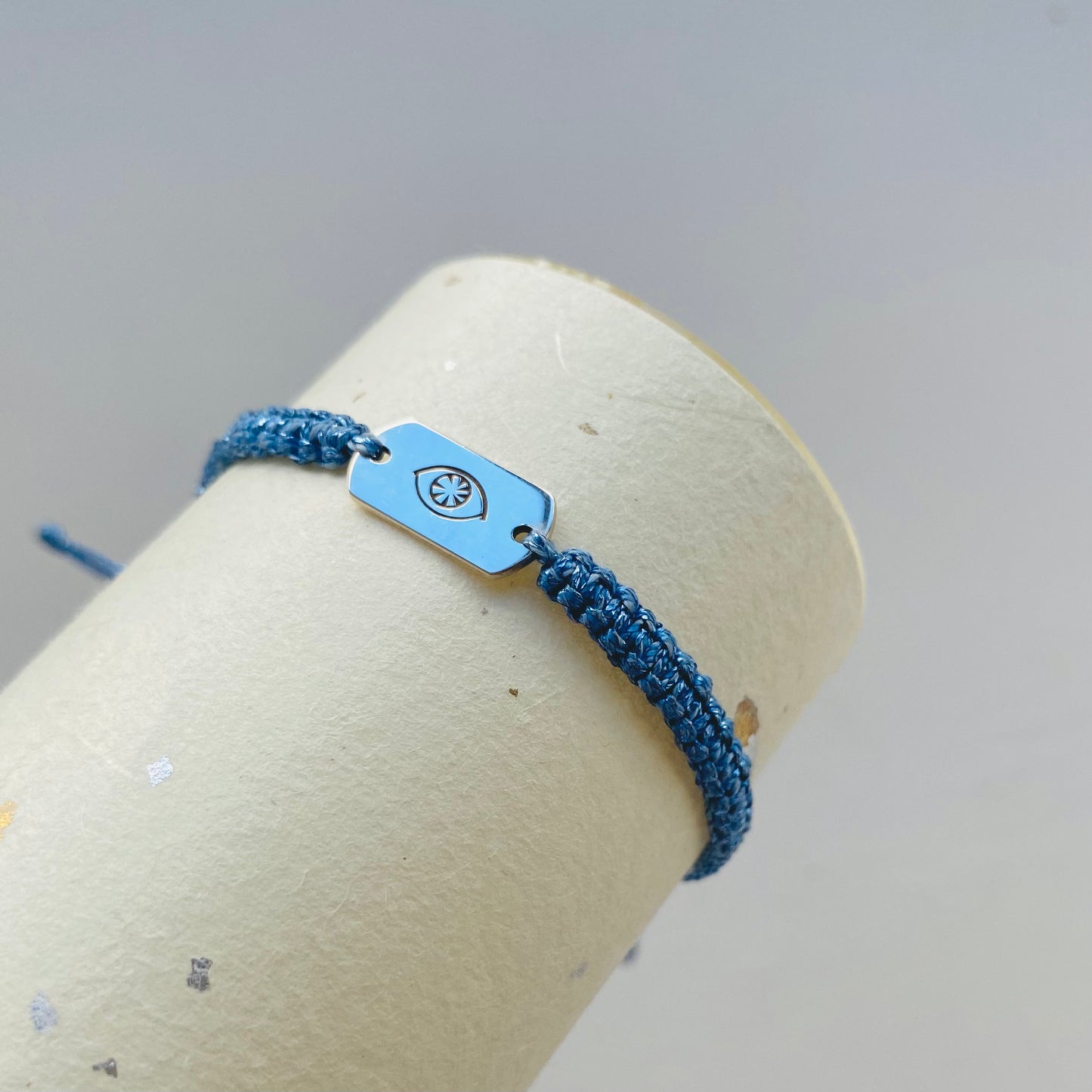 EYE mini tag silver macramé bracelet