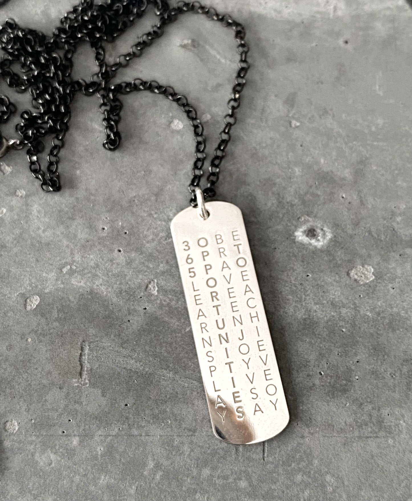 365 days ~ word puzzle | tag pendant