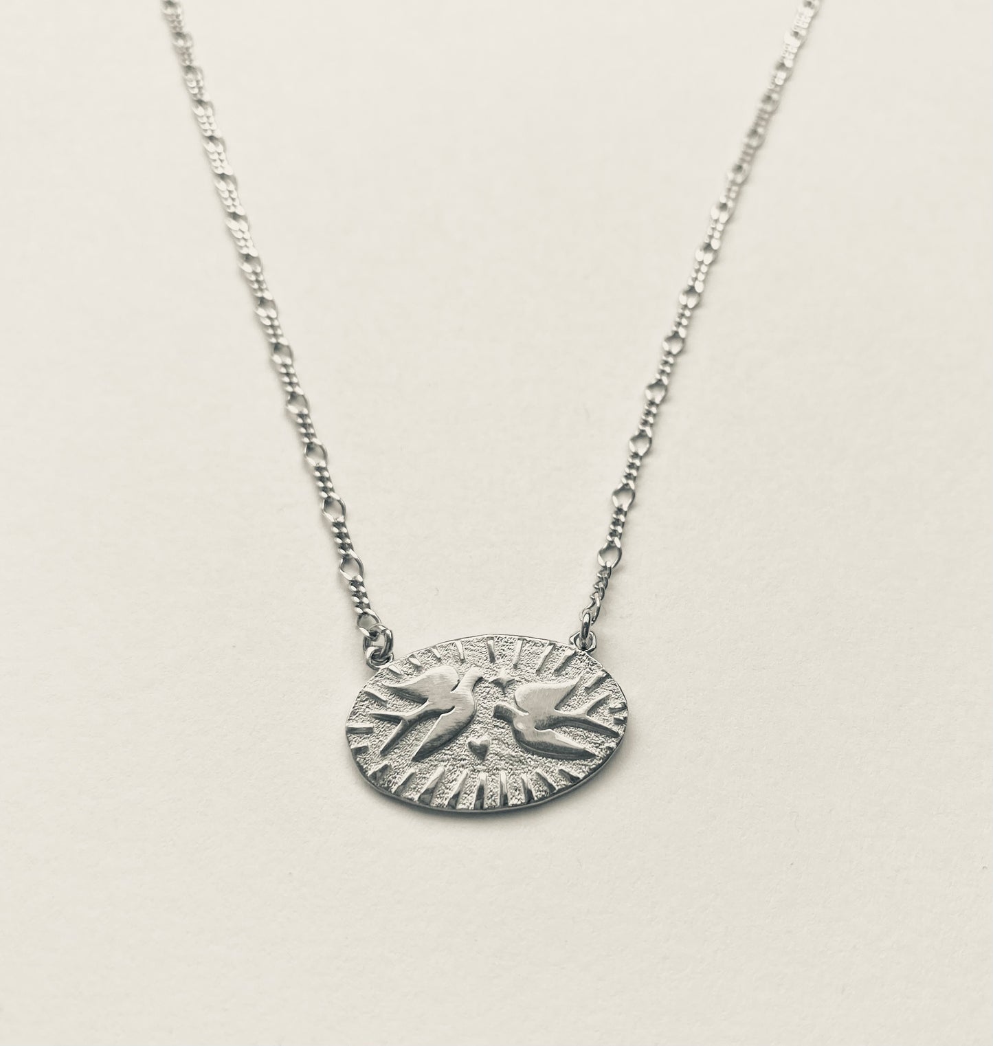 Birds velonies/stitches silver necklace